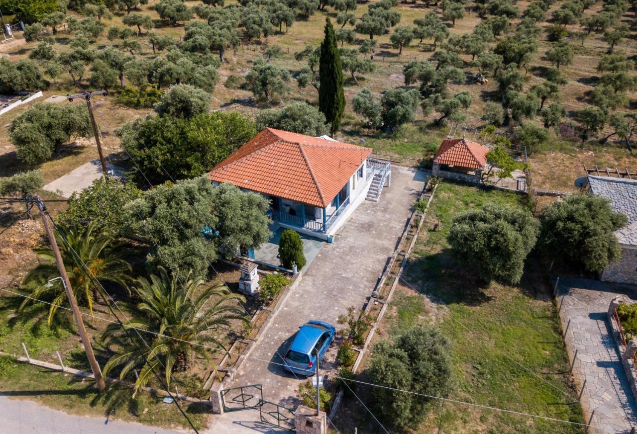 Olive Cottage Астріс Екстер'єр фото